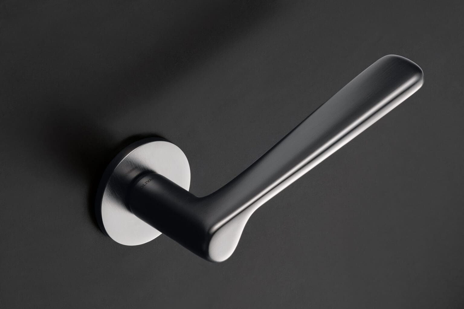 Living door handle by Olivari